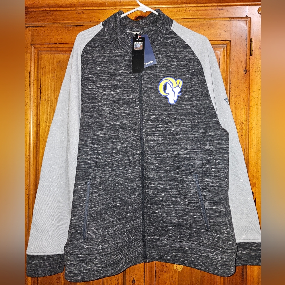 Fantatics Los Angeles Rams sweater